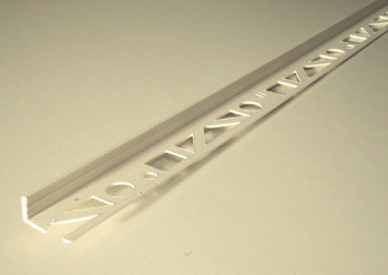 Abschlussprofil PVC weiss 8 x 2500 mm / 11210